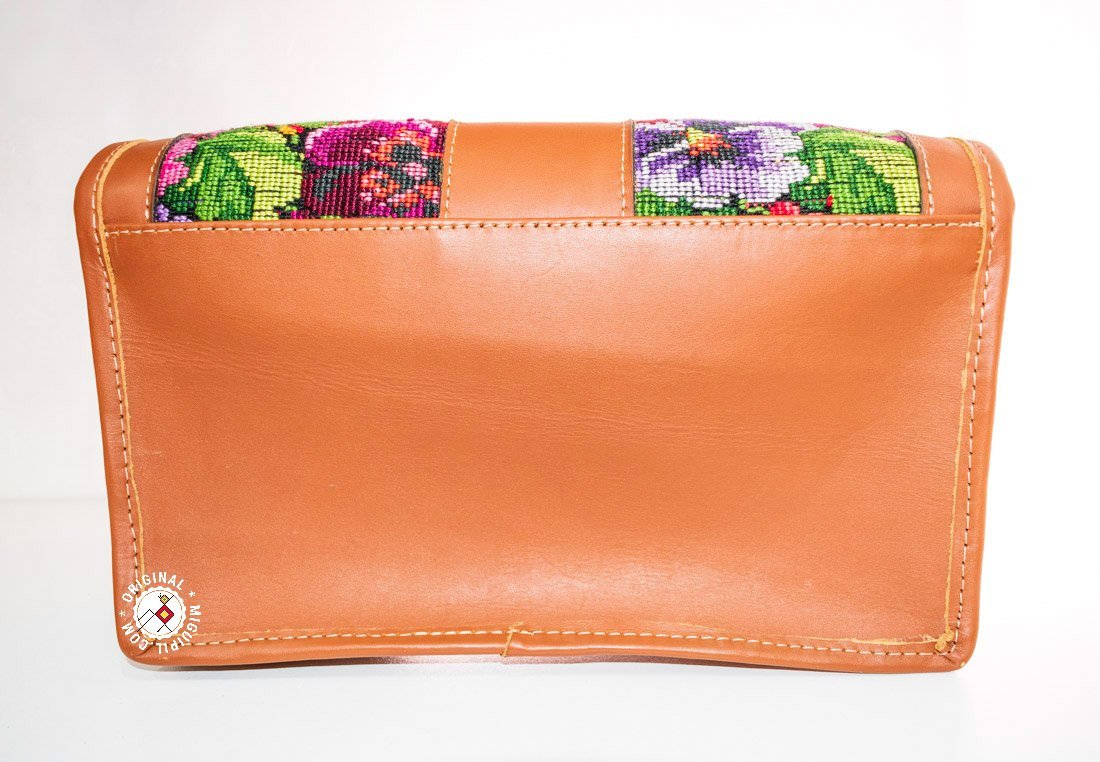 Cartera de mano con cincho, Piel genuina y Textil guatemalteco en color Marron - Imagen 3